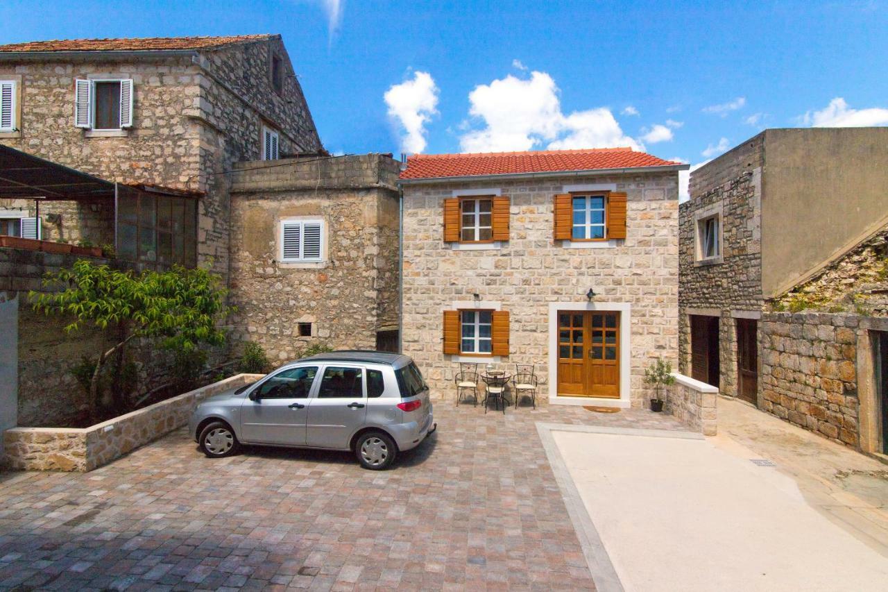Holiday home House Tia *
